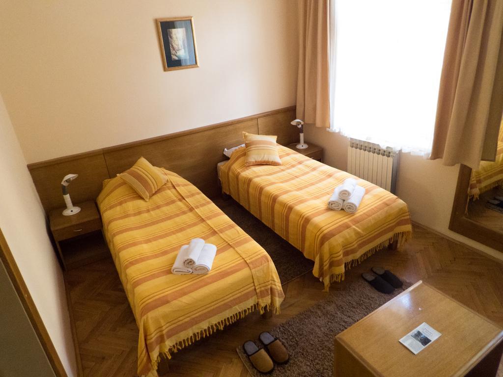Studio Apartments "Chess Club Bosna" Сараево Экстерьер фото