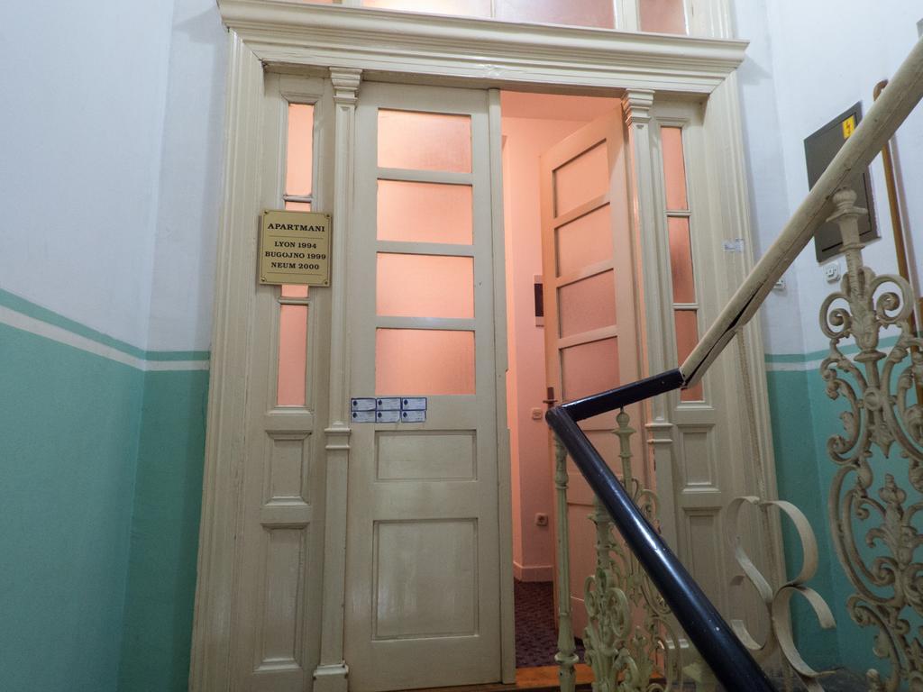 Studio Apartments "Chess Club Bosna" Сараево Экстерьер фото