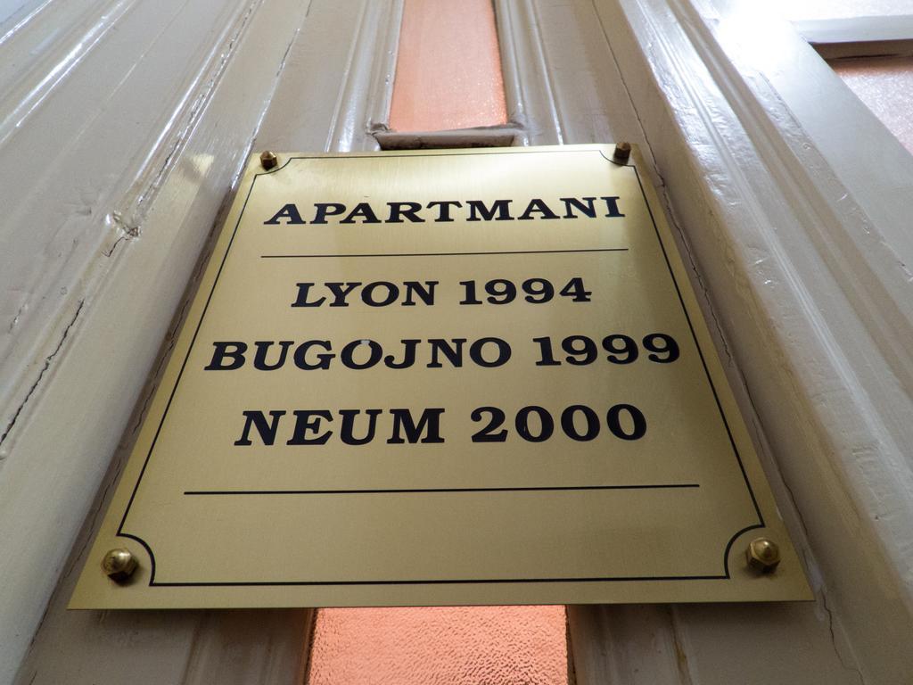 Studio Apartments "Chess Club Bosna" Сараево Экстерьер фото